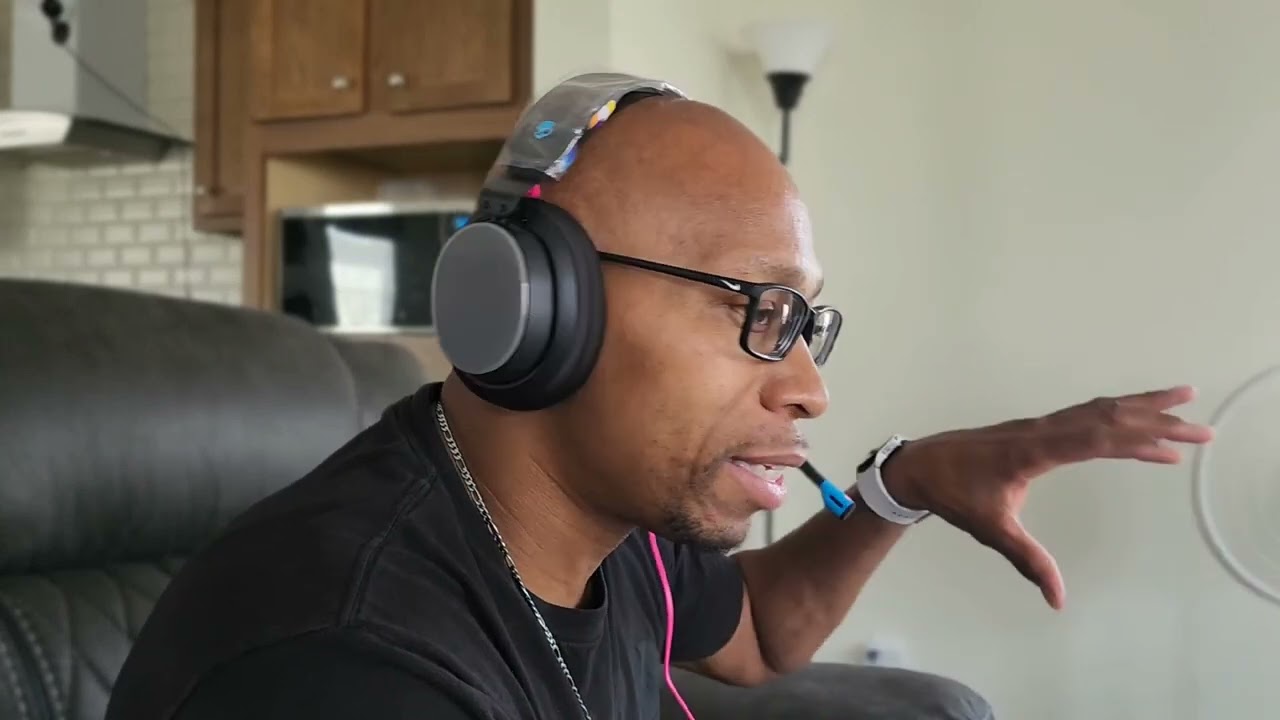 Skullcandy Plyer Wireless Gaming Headphones Why Buy  and Why Not to Buy