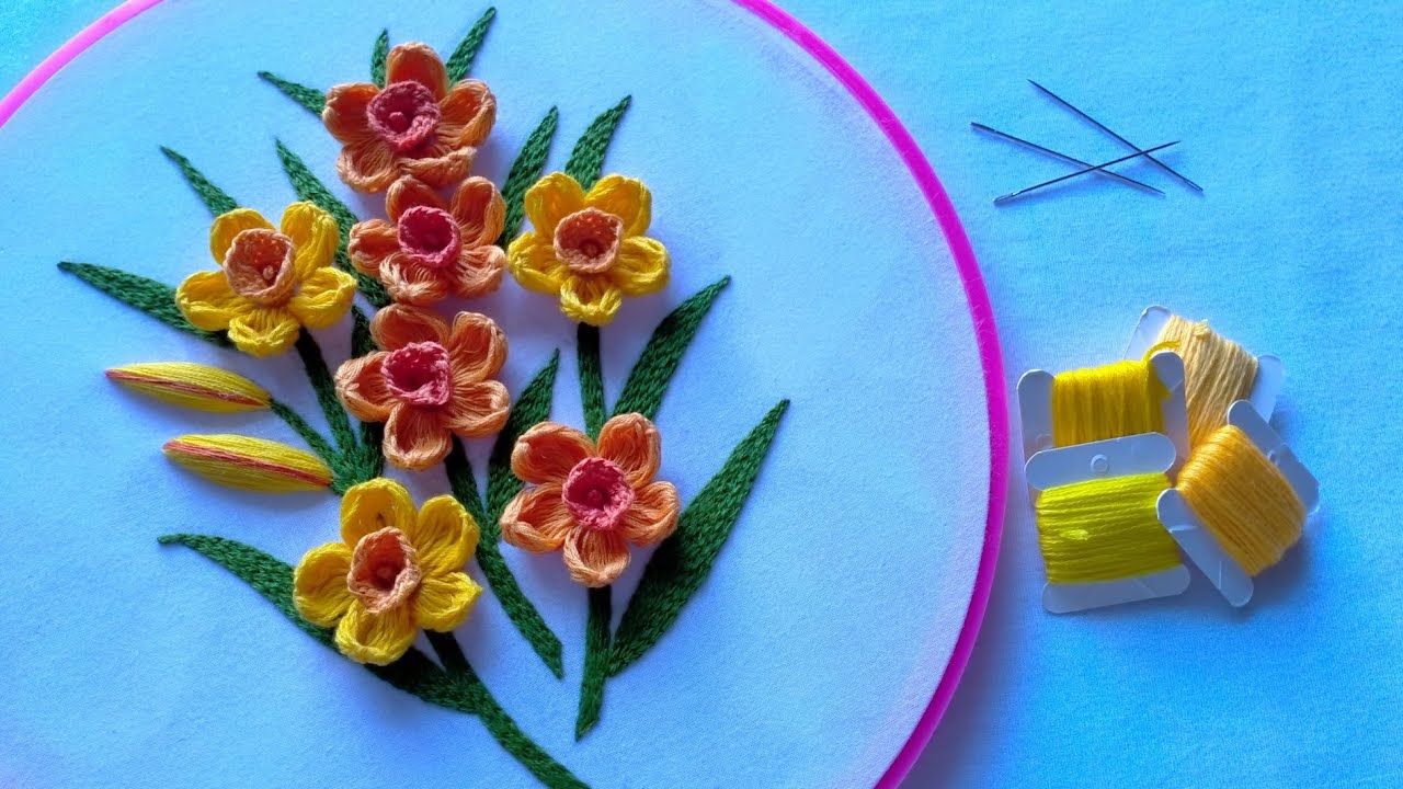Daffodil Flowers Hand Embroidery Design | Cast on Stitch | Trellis Stitch | Tutorial for Beginners