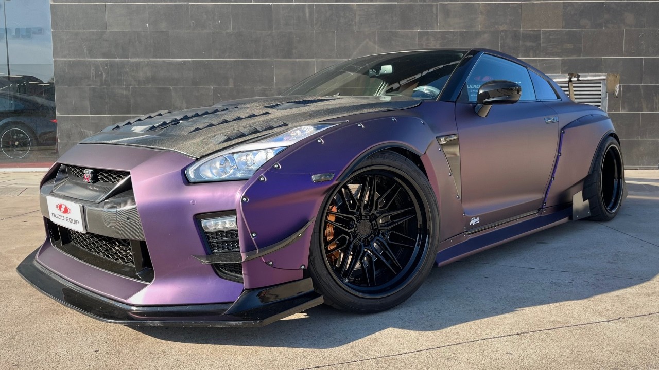 Techo estrellado en NISSAN GT-R | Audio-Equip