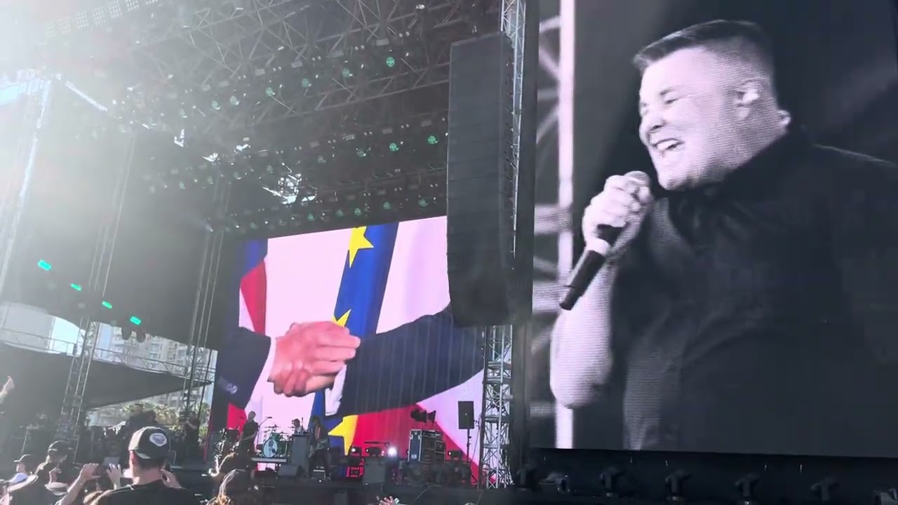 Dropkick Murphys @ Warped Tour “First Class Loser” Trump diss!