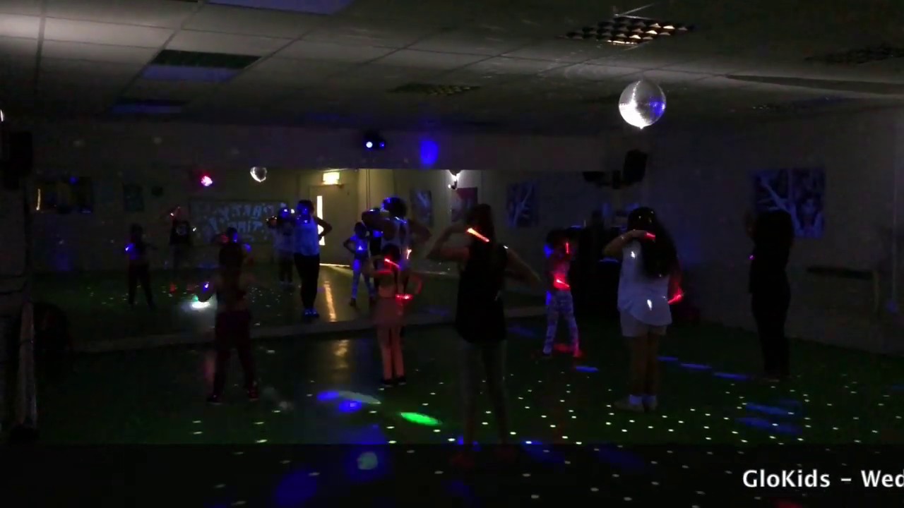GloKids Exclusive Kids Fitness in the Limelight Studio!