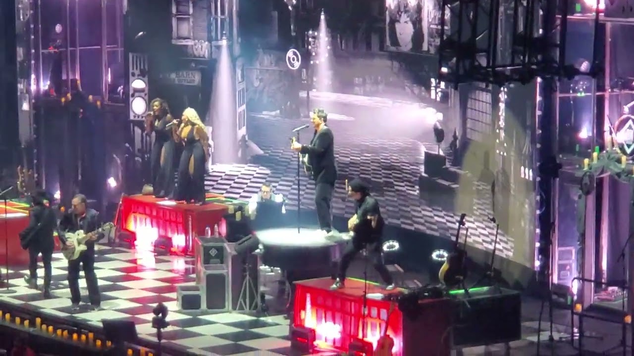 Ricardo Arjona Animal Nocturno Live Los Angeles Ca. World Tour Blanco y Negro 2023 Crypto Arena