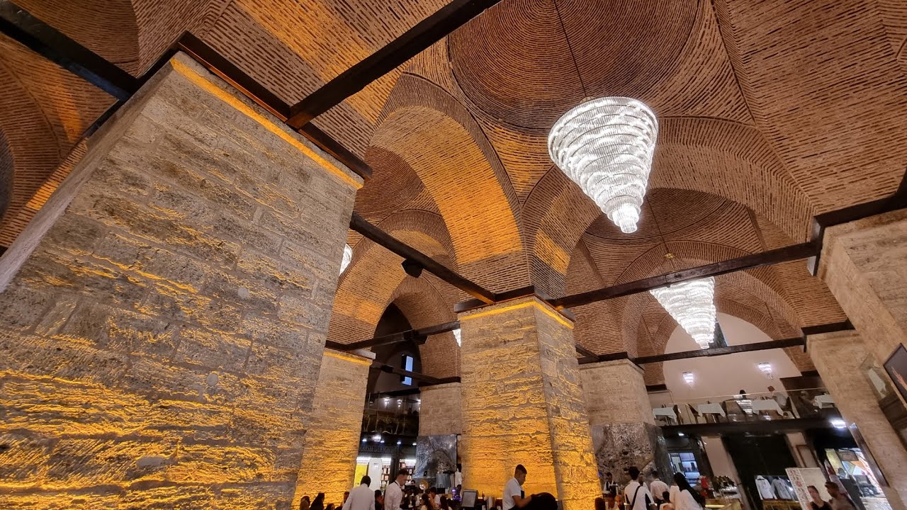 Sandal Bedesteni - Kapalı&ccedil;arşı (Sandal Bedesten - Grand Bazaar)