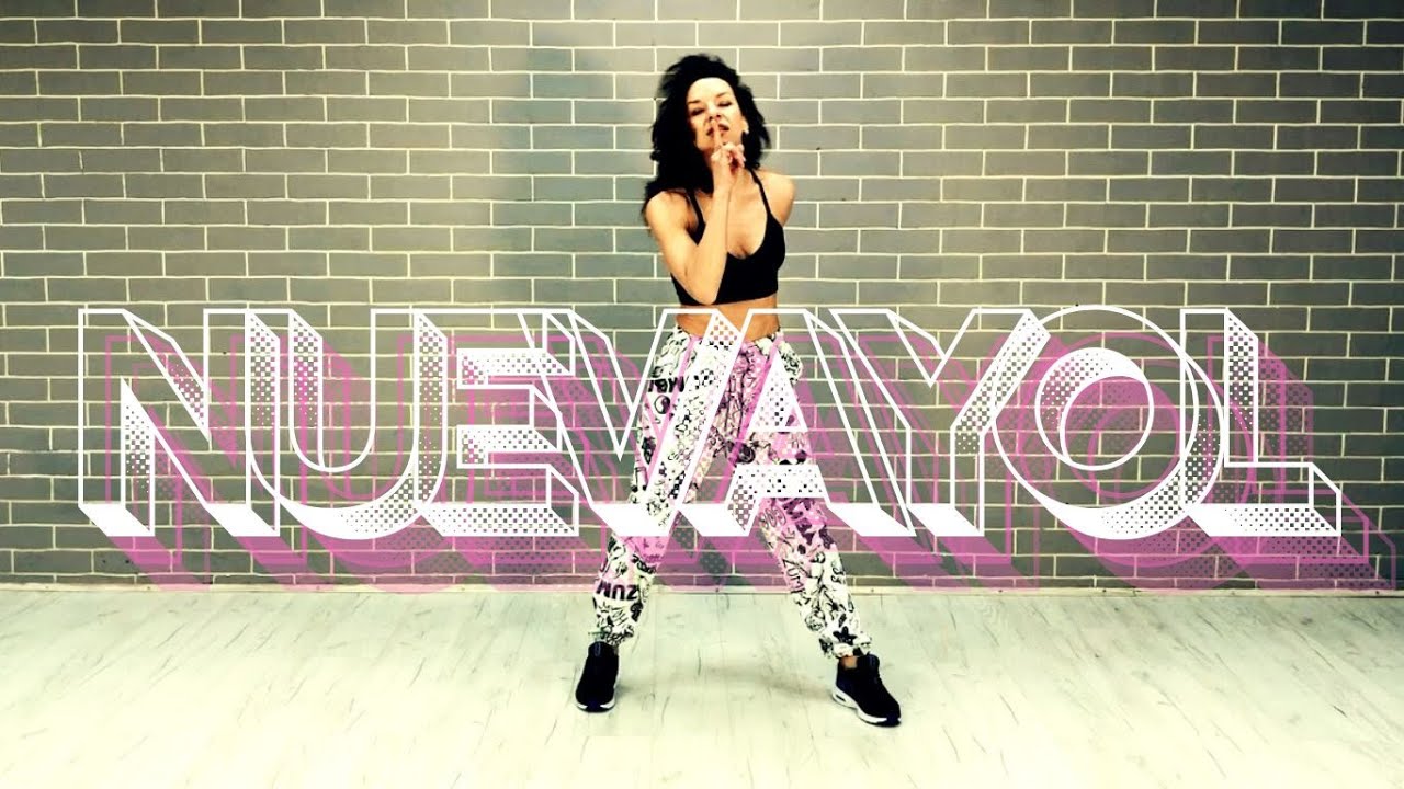 NUEVAYol - Bad Bunny | Urban Latin | TaNa ZUMBA Choreo