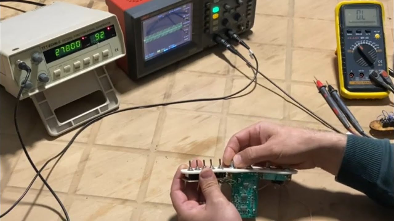 Elektro saz ton devresi ve Lesli kartı. SLD 5010 tanıtım videosu.
