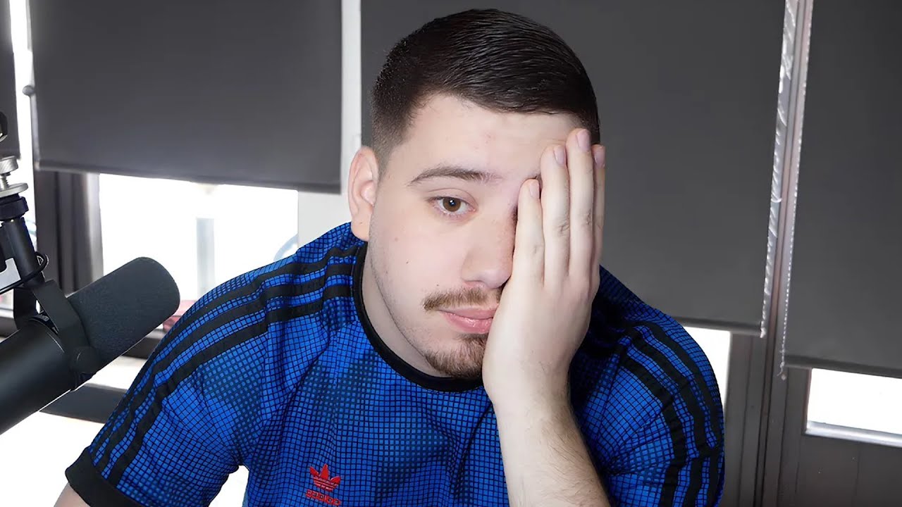 LA PIRE VIDÉO CRITIQUE SUR MOI...