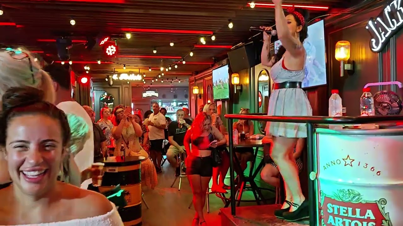 Amy Winehouse Tribute ....You know I'm no good