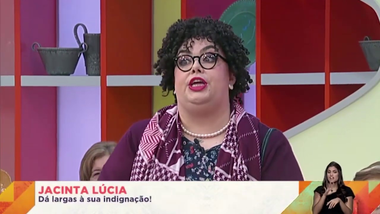 Jacinta Lúcia, unhas de gel e ressaca...
