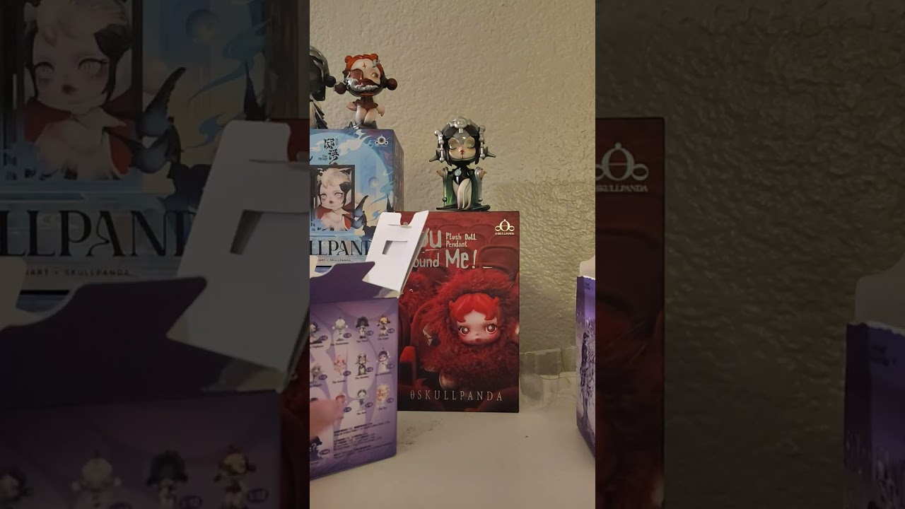 Unboxing Skullpanda Boxes Part 3! (PLEASE NO DOUBLES OR I WILL CRY)