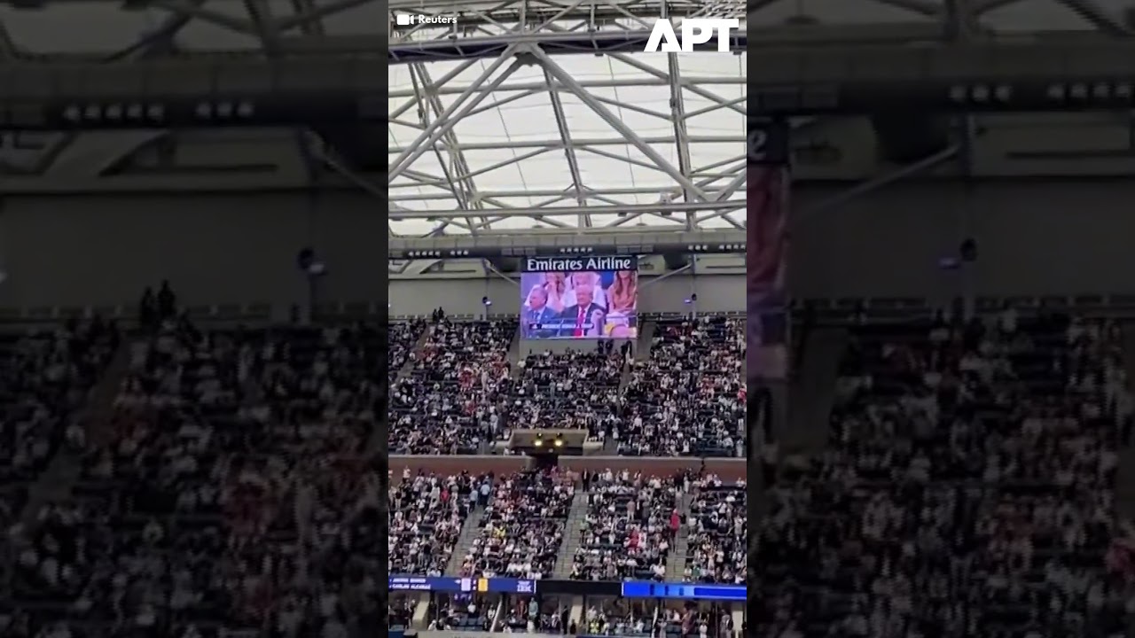 Trump Arrives at US Open &mdash; Crowd Reacts with Cheers & Boos | APT