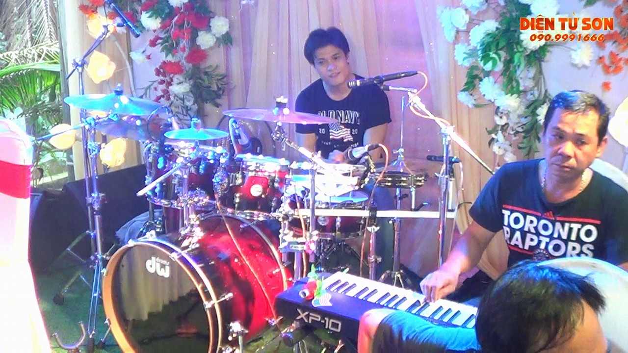 Bầu Sô Minh Thuận Hát Nhạc Trữ Tình Cùng Band Tiền Giang Nghe Truyền Cảm Quá