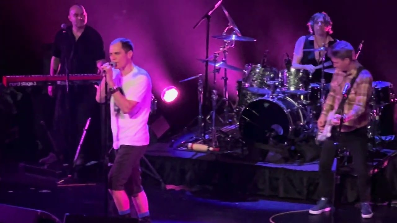 Peter Buck, Scott MCaughey, Michael Shannon & Jason Narducy play R.E.M.  “Cuyahoga” PDX 2/22/2025