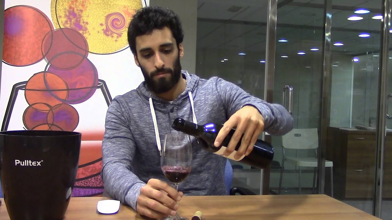 Cata del vino T&aacute;bula 2011 de Bodegas T&aacute;bula