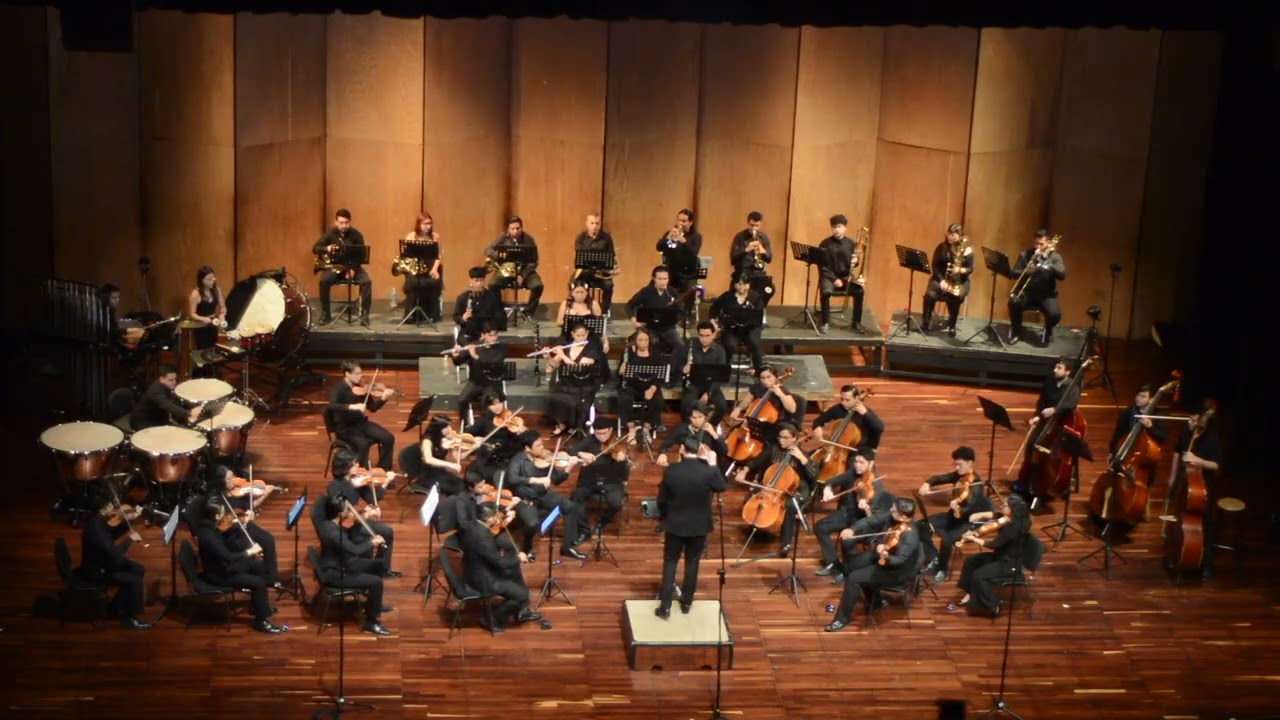 Aurora Borealis Orquesta Sinfonica de Chiapas, director Enrique Ramírez