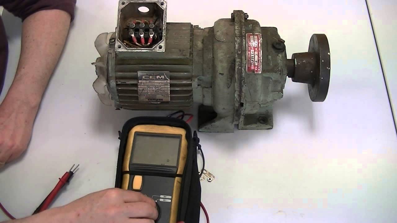 Contrôle des bobinages d'un moteur asynchrone à l'aide d'un megohmètre