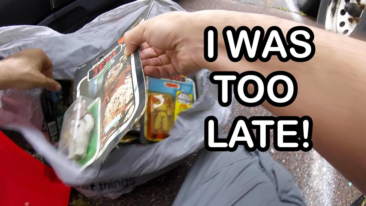 Tragedy at the Flea Market - Live Vintage Toy and Video Game Hunting