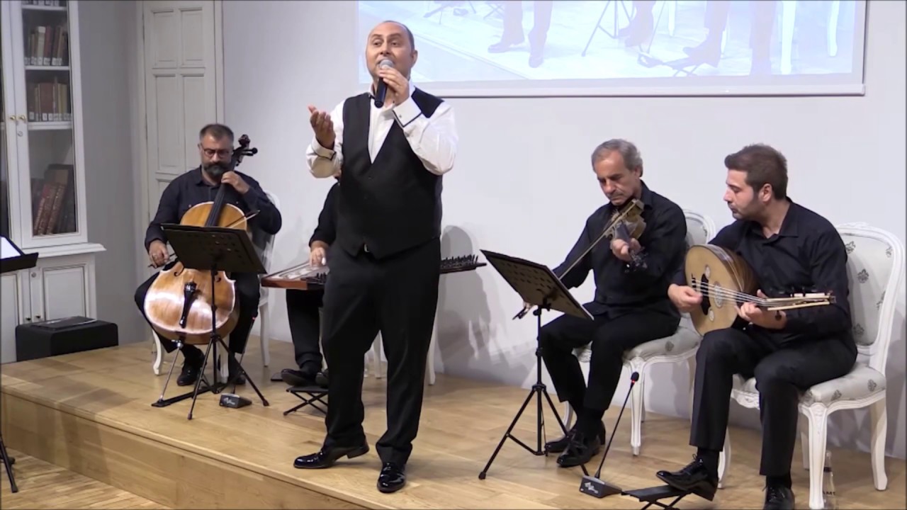 Burhan Kul - Ay Dalgalanırken Suların Oynak İzinde