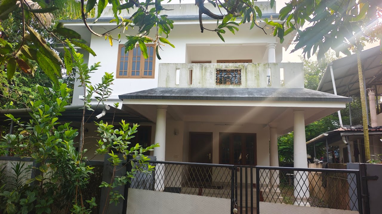 Aluva thadikkakadav 3 bhk house for rent 12000 ph 9947593166