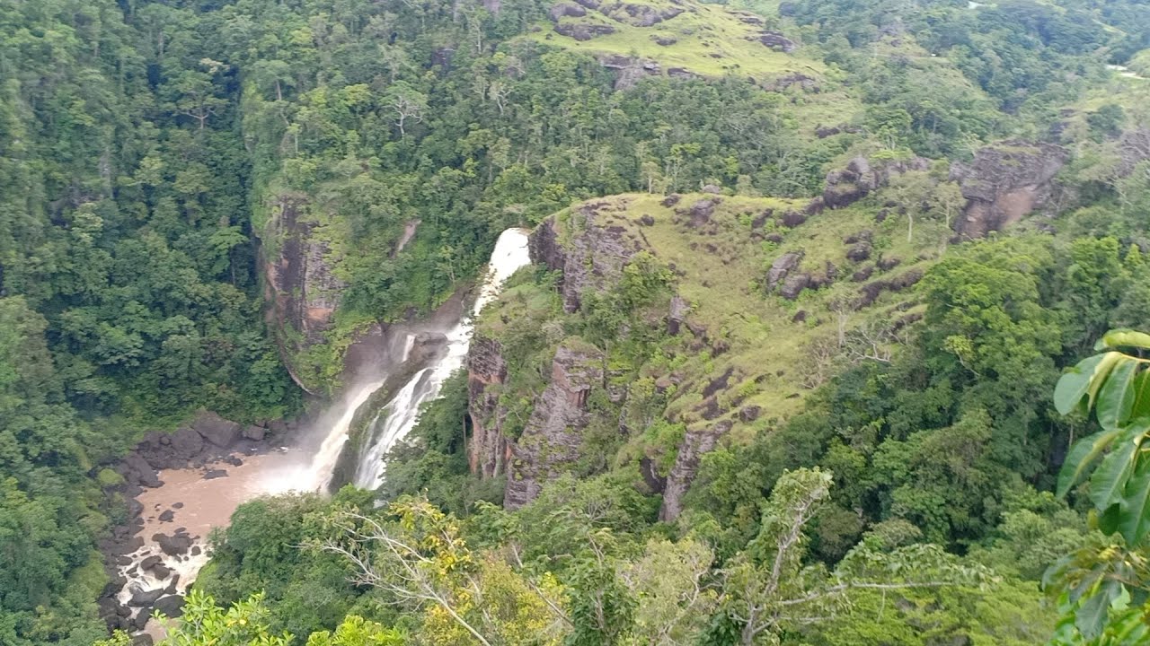 Sogeri Snake road and Rouna Falls, Sogeri, Central Province, PNG