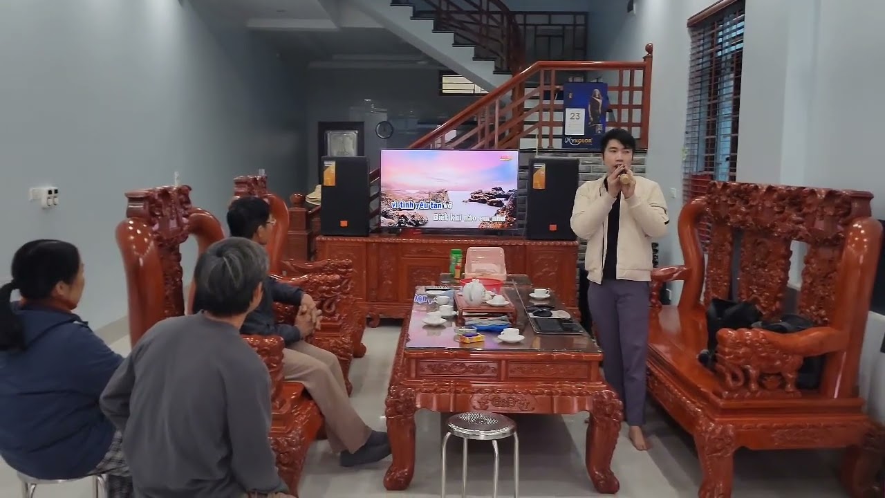 Quá may cho bác khách, tý thì chốt bộ loa nhái của đơn vị chuyên đi bóc phốt Anh Em.  039.990.9390