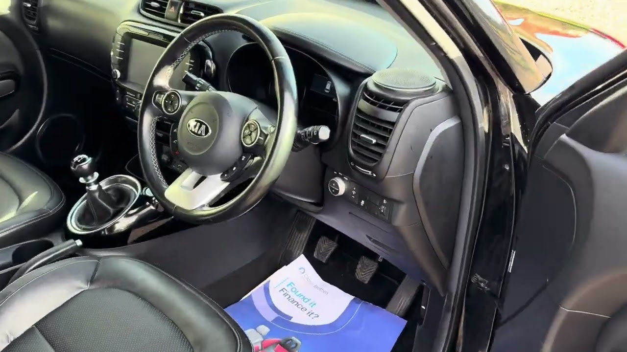 Kia Soul 17 plate