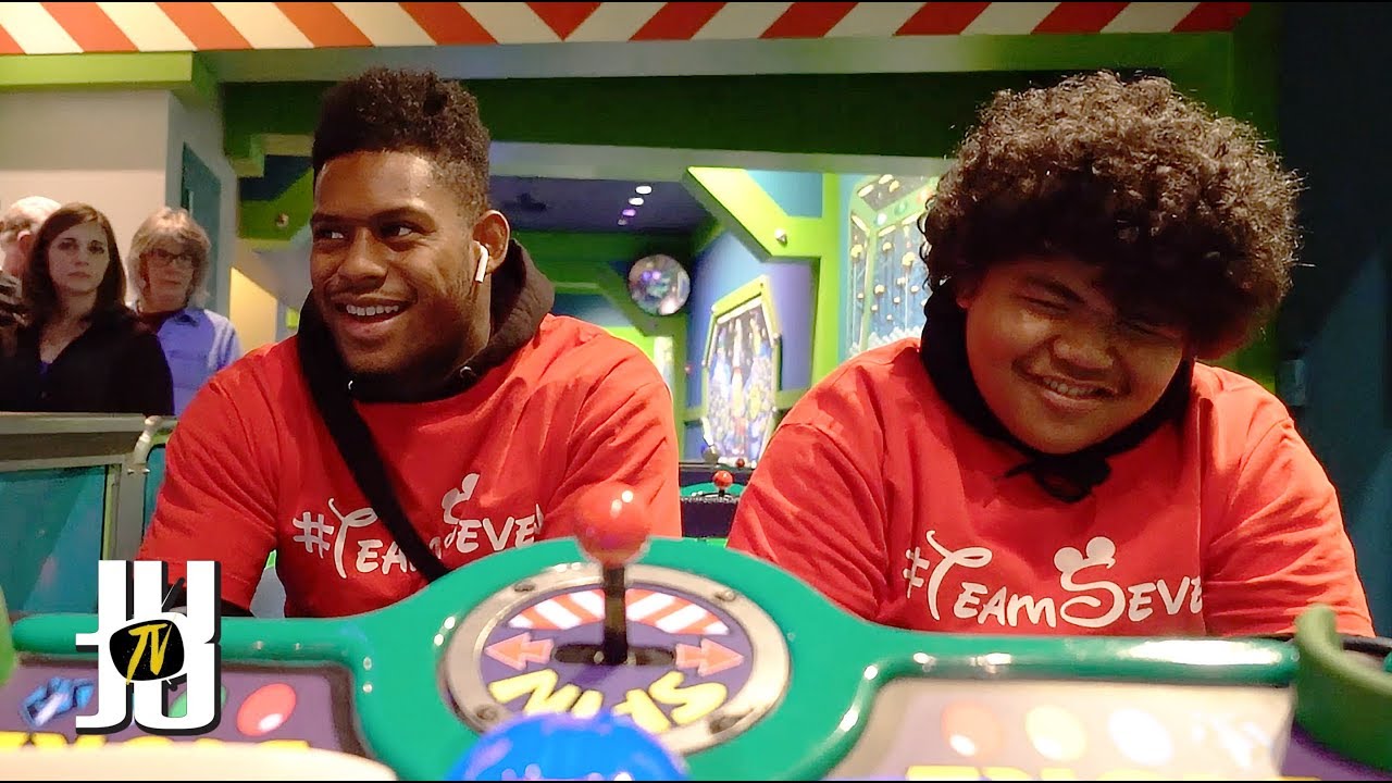 JuJu Smith-Schuster: FORTNITE in Real Life