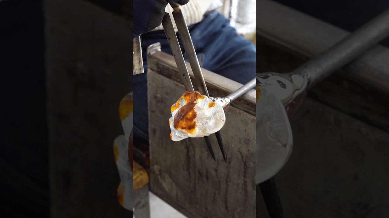 I am making a dumpling🥟🔪　吹きガラスで餃子を作ってみました🧤 #shorts #吹きガラス #glassblowing #dumpling #process #glass
