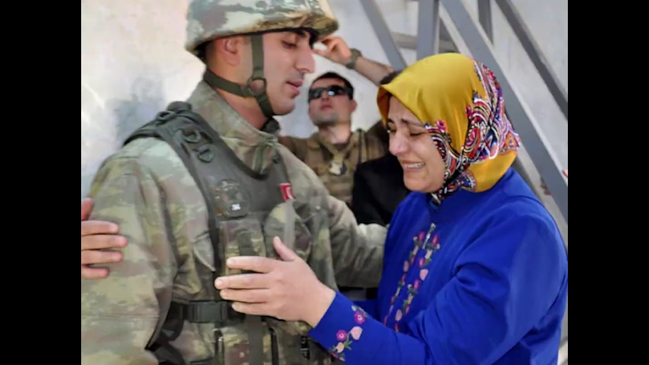 Sınırda nöbet tutan Mehmetçiğe 