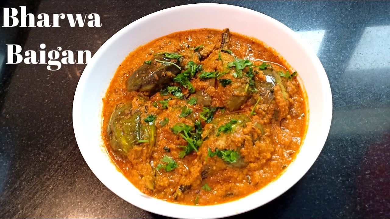 बिना प्याज के स्वादिष्ट भरवा बैंगन || stuffed eggplant (baingan) curry without onion garlic.