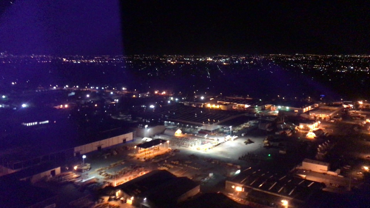 Night Landing at Perth Airport on a Virgin Australia A330 VA697