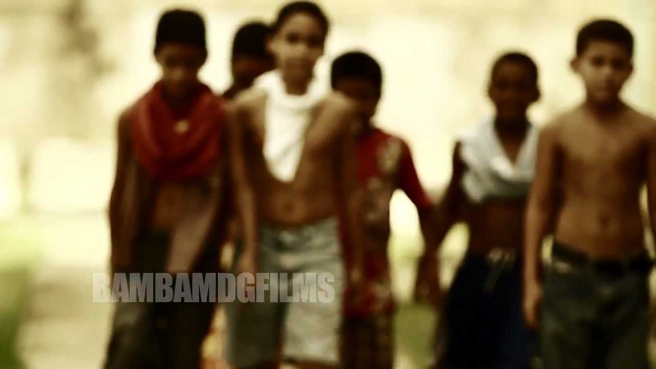 Baby Rasta y Gringo - Caminando en Fuego Remix (Official Video)