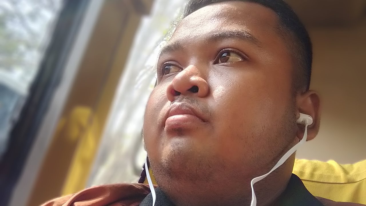 Naik bus Tercepat 4 Jam saja dari Surabaya - solo