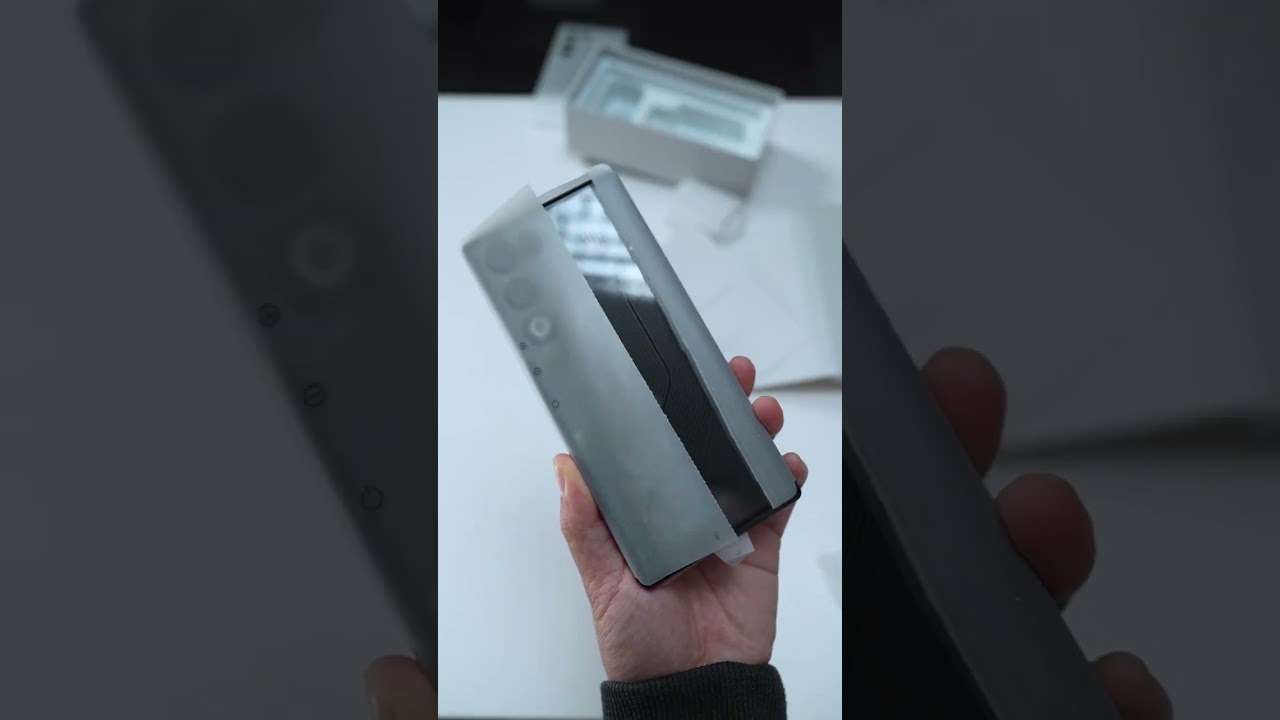 Альбом REDMAGIC 11 Air уже в продаже.
