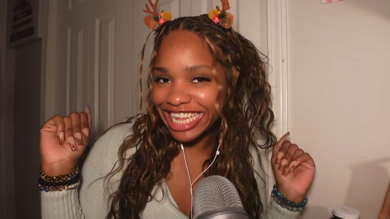 ASMR Chewing Gum & Running My Mouth 