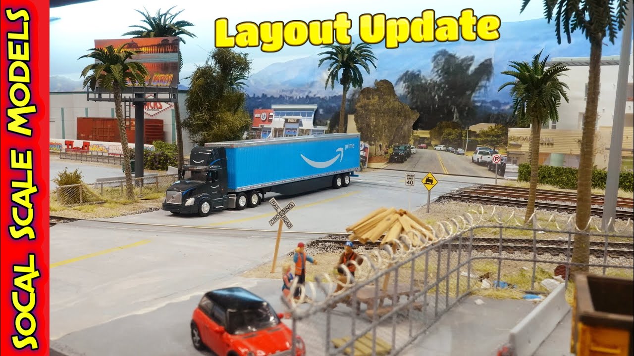 Layout Update #57 | Trucks on the layout | New Crossing Signal