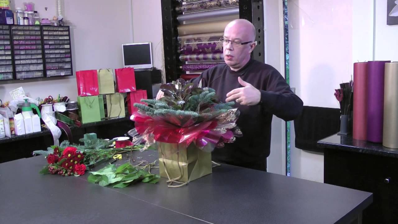 33. Christmas 2012 Gift Bag Arrangement