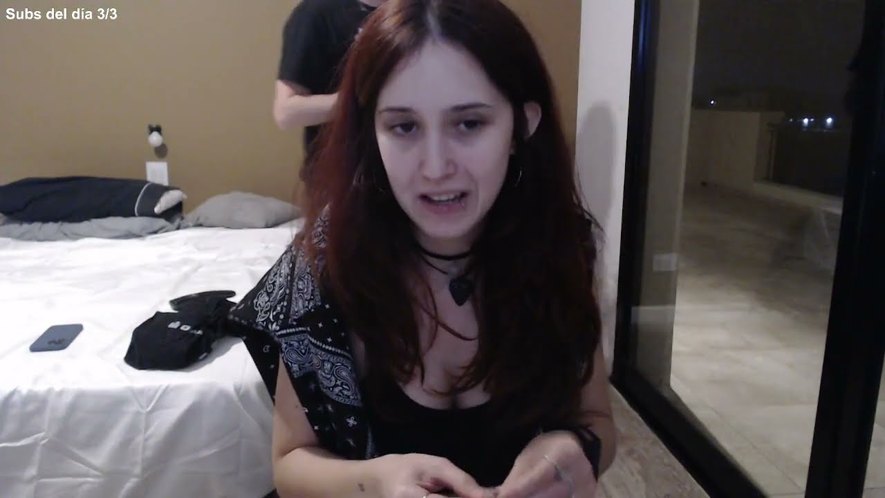 Twitch Stream: Caropardiaco 