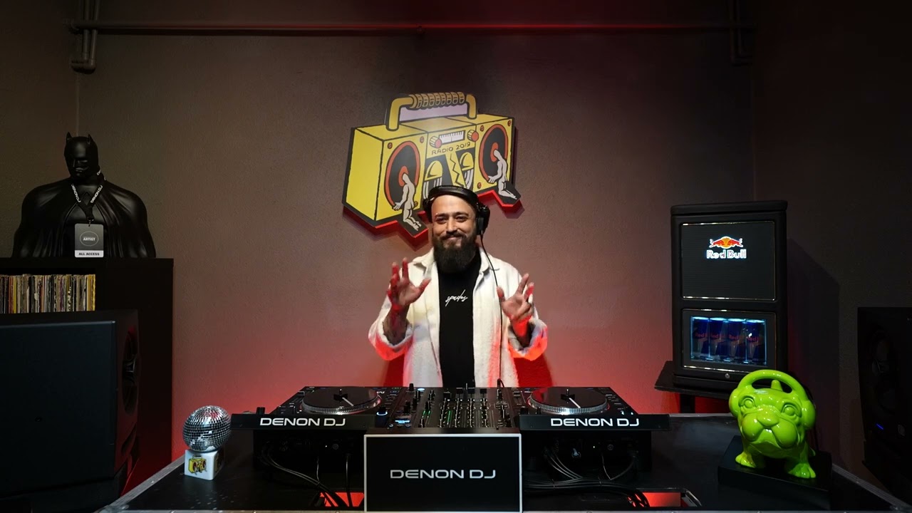 NUMARK MIXSTREAM PRO GO ON TOUR FINALIST KEMAL KARACA