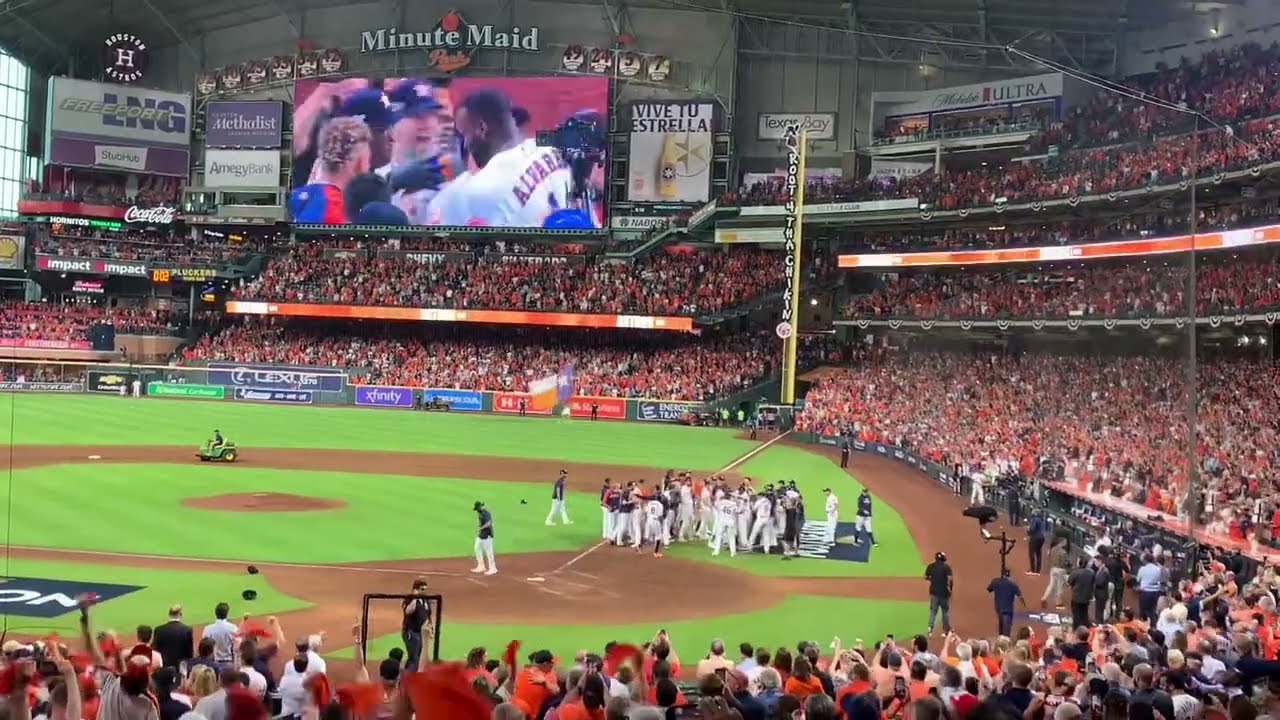 Yordan Alvarez EPIC WALK OFF HOME RUN in ALDS Astros Playoff Game 1 on October 10, 2022