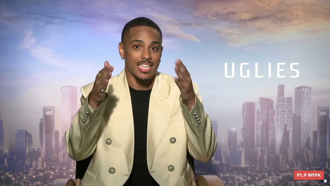 Kyle Meredith with... Keith Powers (Uglies)