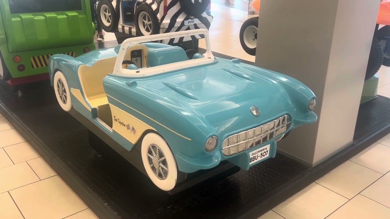 RG Mitchell 1990s American roadster kiddie ride (blue)