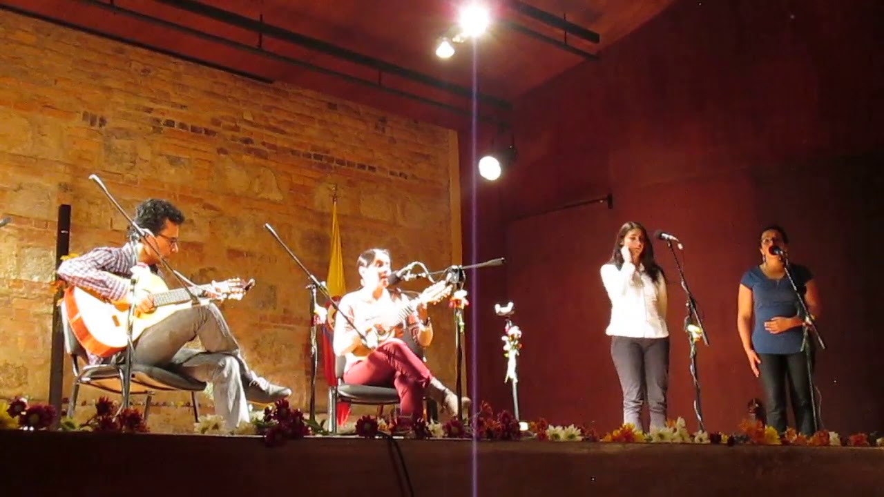 CARNAVALEANDO (Marta Gómez) - TATIANA NARANJO (Charango)
