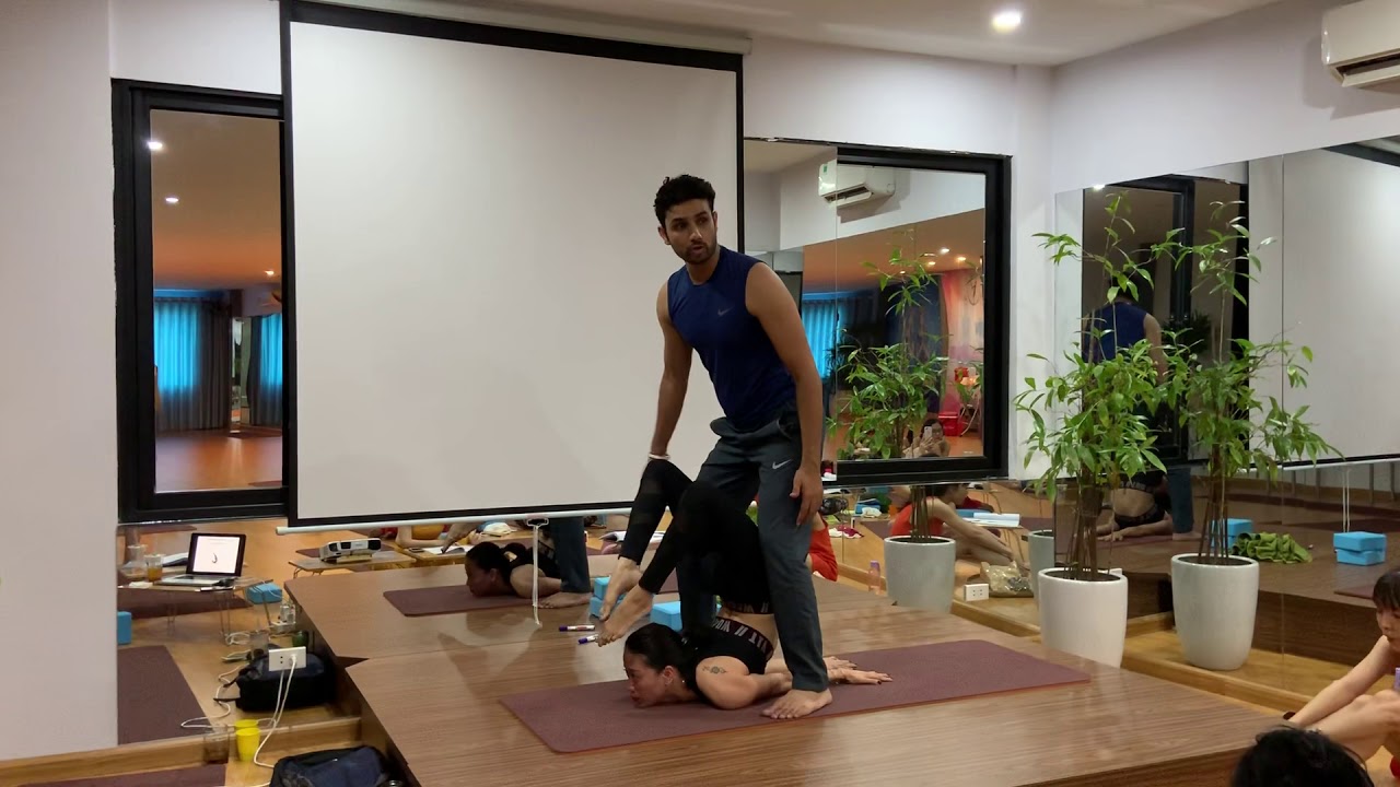 Locust Pose Full Technique|Spine Flexibility| Back Bend| Praveenyoga