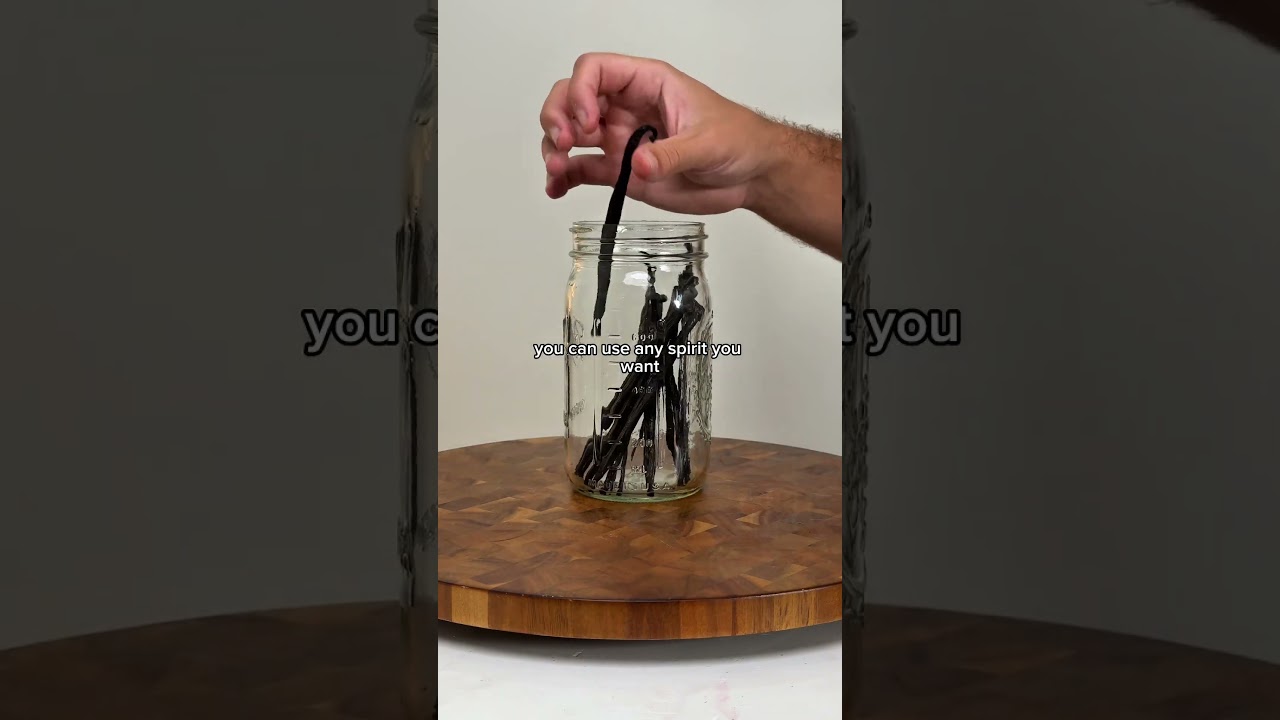 HOW TO MAKE VANILLA EXTRACT FROM HOME