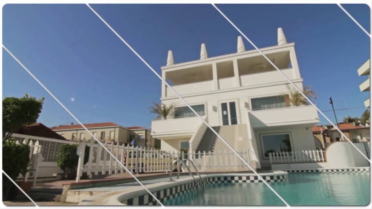 Cesenatico Benvenuti all'Hotel Promenade Universale!
