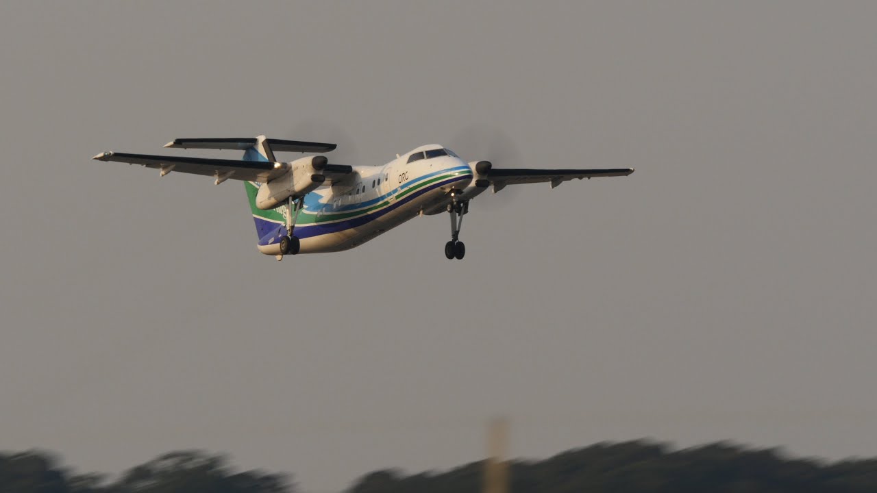 オリエンタルエアブリッジ ORC : DHC-8-Q200 JA802B : 離陸 - 福岡空港 Fukuoka Airport