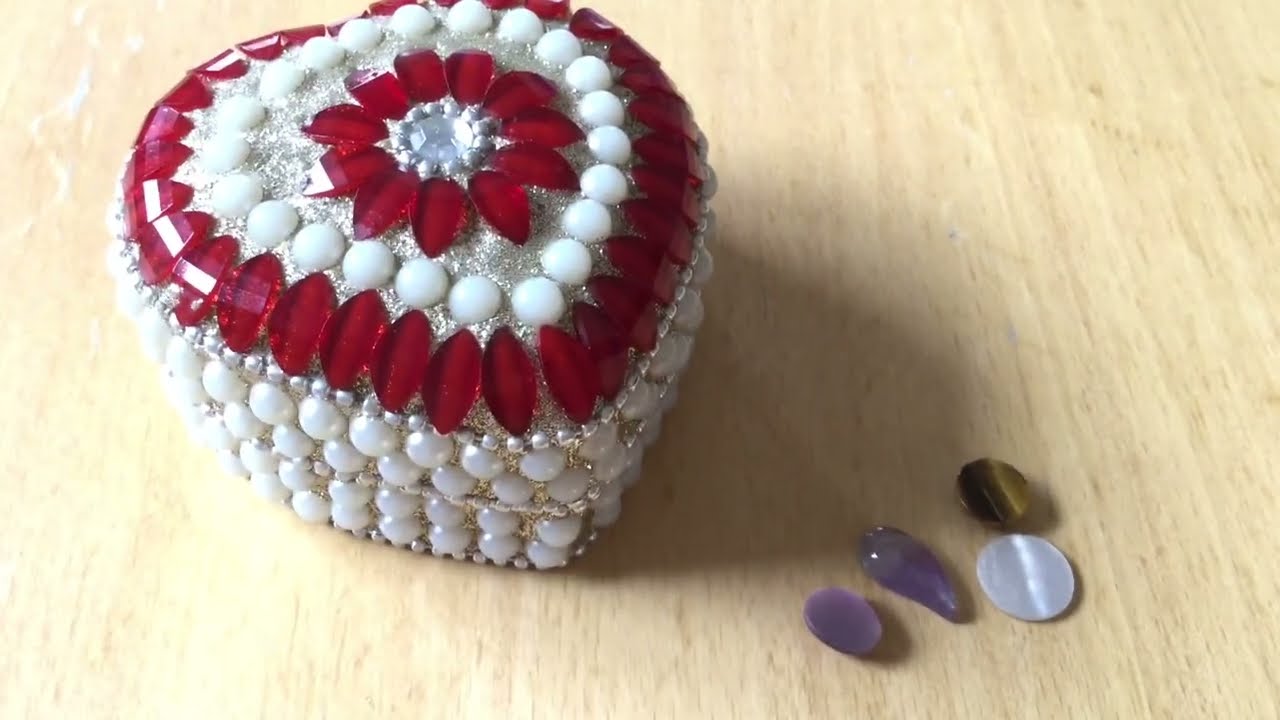 Gemini May 2024 Monthly Gemstone Reading by Cognitive Universe