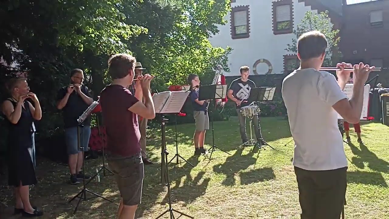 SZ Kölns RoThe | DENN WENN ET TRÖMMELCHE JEIHT