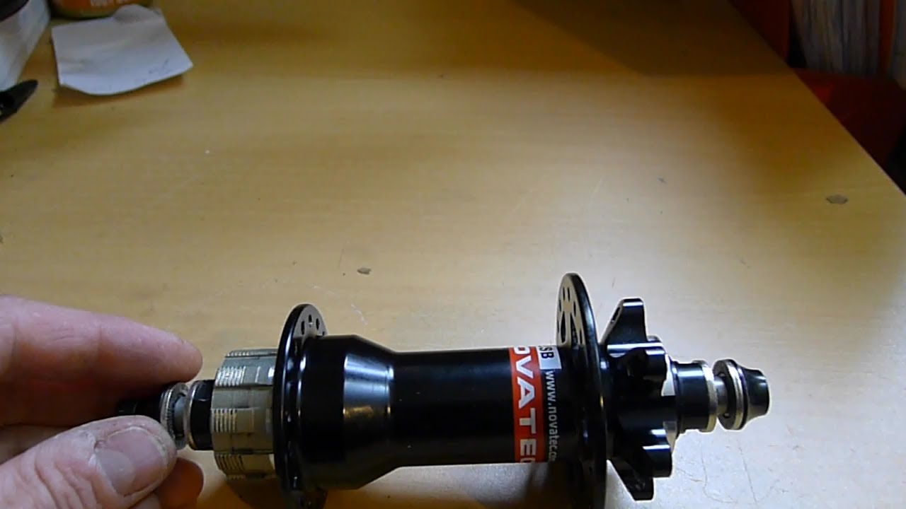 Novatec D252SB hub service