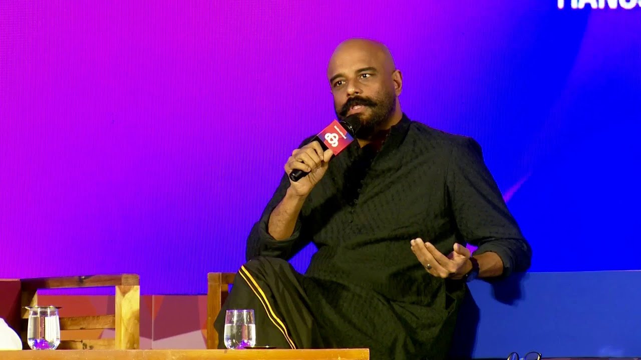 'പ്രദർശനത്തിനെത്തിക്കഴിഞ്ഞാൽ പിന്നീട് സംസാരിക്കുന്നത് സിനിമയാണ് എഴുത്തുകാരനല്ല' | Murali Gopy